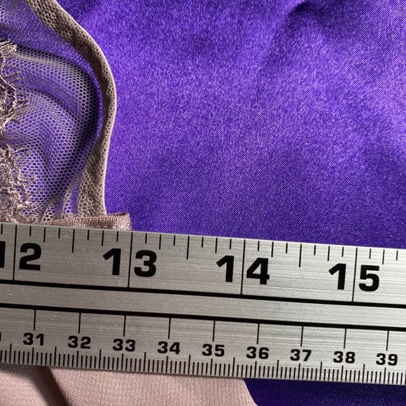 ๐Victoria's Secret Sexy Lace Mauve Chemise - Picture 6 of 8